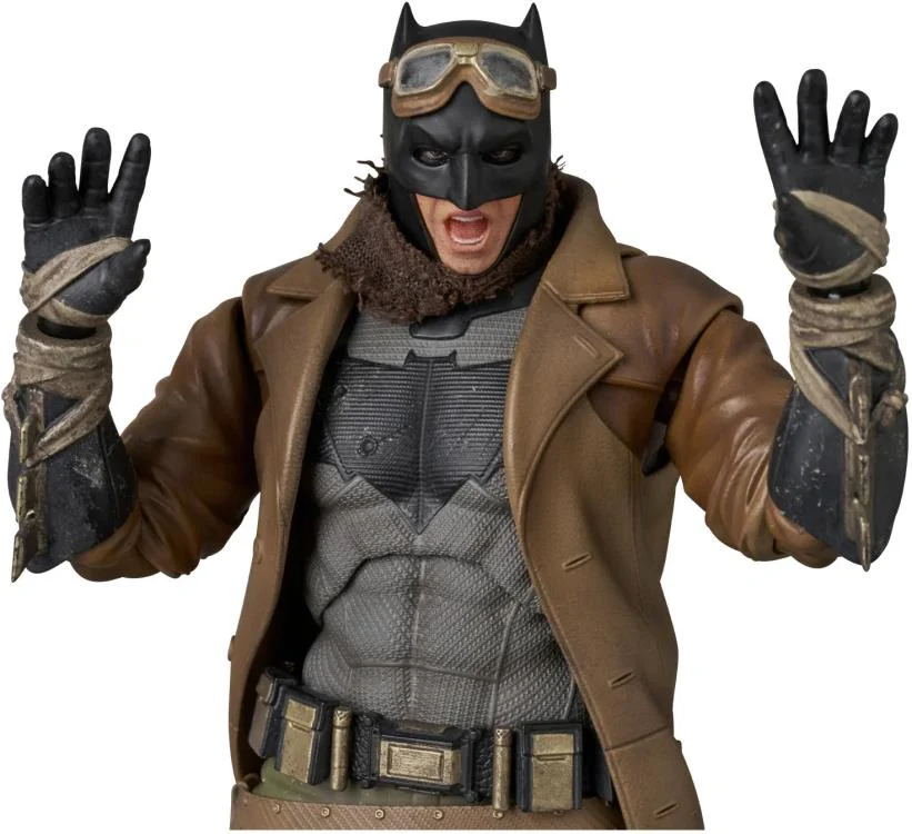 アメコミ MAFEX No.260 KNIGHTMARE BATMAN Medicom MAFEX No.260 Knightmare Batman Action Figure – Kapow Toys