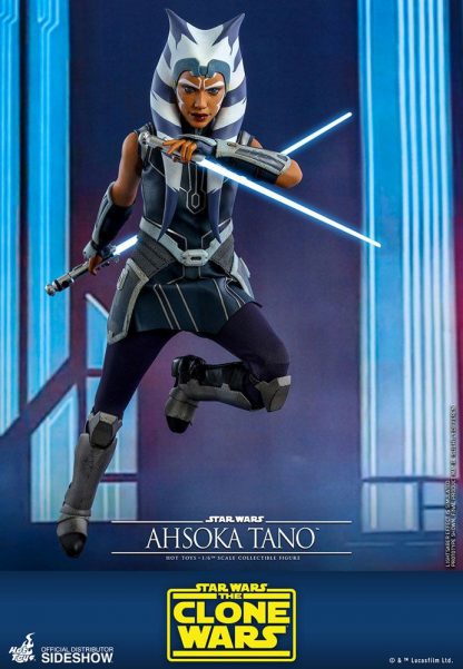 Hot Toys Star Wars The Clone Wars Ahsoka Tano 1/6th Scale Figure
