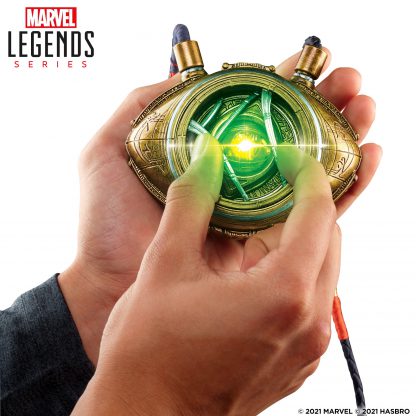 Marvel Legends Infinity Saga Eye Of Agamotto Electronic Talisman Replica