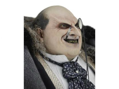 NECA 1/4 Scale Batman Returns Mayoral Penguin Action Figure