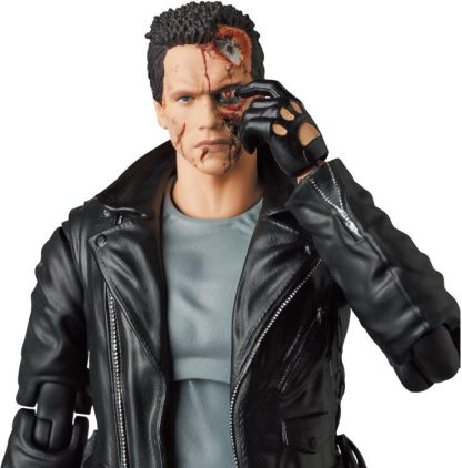 Mafex The Terminator T-800 Terminator Action Figure