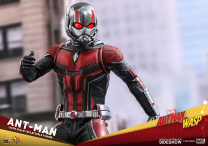 Hot Toys Ant-Man & The Wasp - Ant-Man 1/6 Scale Figure MMS497