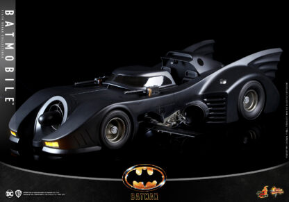 Hot Toys Batman 1989 Batmobile