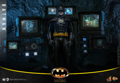 Hot Toys Batman 1989 Batman 1/6 Scale Figure ( Michael Keaton )