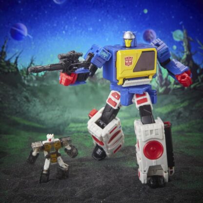 Transformers Legacy Evolution Voyager Twincast and Rewind