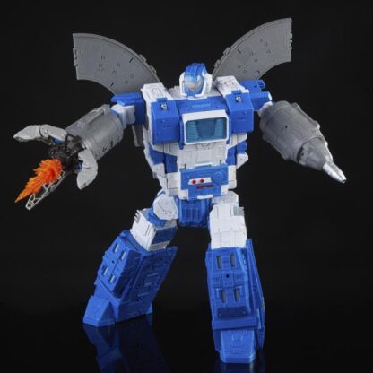 Transformers Generations Selects Titan Guardian Robot and Lunar Tread