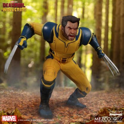 Mezco One:12 Collective Deadpool and Wolverine Deluxe Wolverine Action Figure