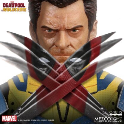 Mezco One:12 Collective Deadpool and Wolverine Deluxe Wolverine Action Figure