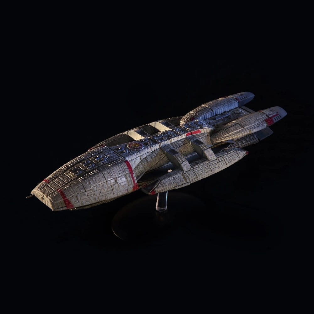 Battlestar Galactica Blood and Chrome Model Battlestar Galactica 27 cm 2 Master Replicas Battlestar Galactica Blood & Chrome 27cm Die-Cast Model