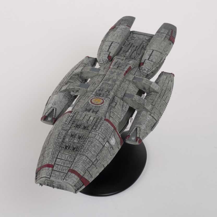Battlestar Galactica Blood and Chrome Model Battlestar Galactica 27 cm 4 Master Replicas Battlestar Galactica Blood & Chrome 27cm Die-Cast Model